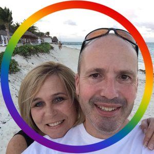 Meet your Posher, Debbie